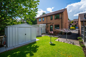 Meadowside Close Wingerworth